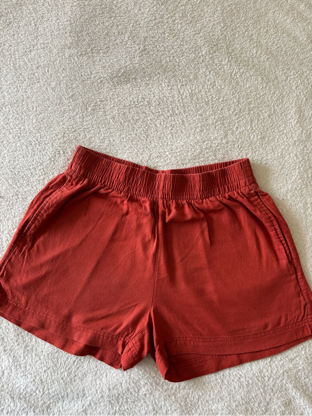 Old Navy Women’s Rust Orange Smocked-Waist Shorts